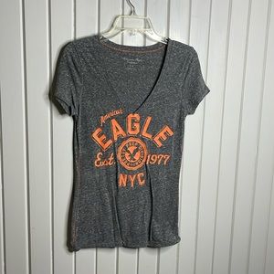 AE V-neck Tee